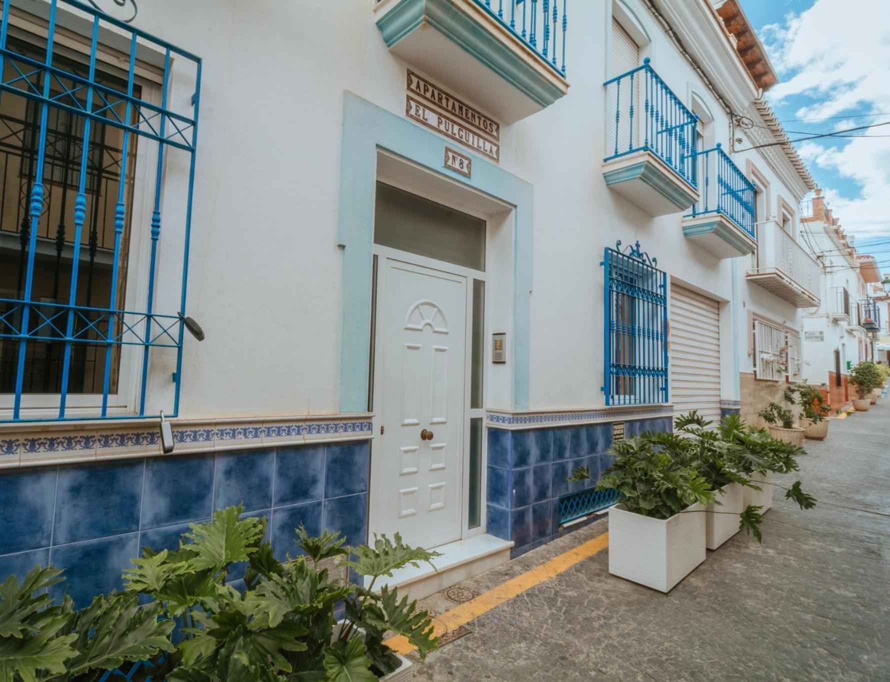 Las Flores Apartments Nerja Eksteriør bilde